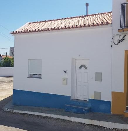 Casa O Cantinho Mourão Екстериор снимка