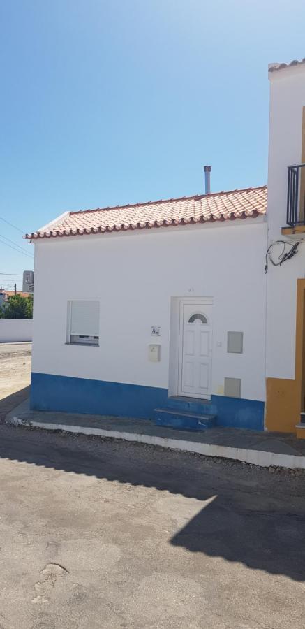 Casa O Cantinho Mourão Екстериор снимка